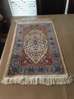 Silk hereke rug