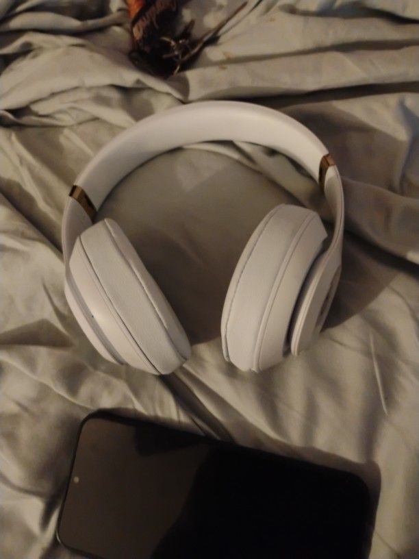 Beats By Dre Studio 3