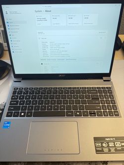 Acer Aspire Go 15.3" Laptop (Core i5 / Upgraded 16GB RAM / 256GB SSD)