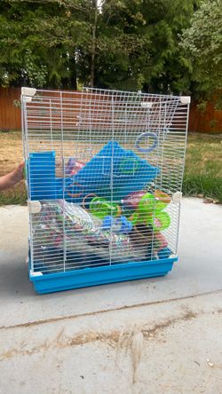 Free Hamster Cage and Assorted Supplies
