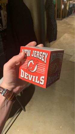 *Unopened/Brand new product* New Jersey Devils (NHL) Notes Cube (novelty item)
