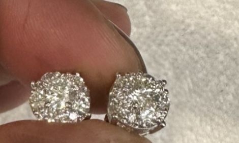 Diamond Earrings 