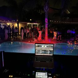 Dj  / 4 Channel XZ