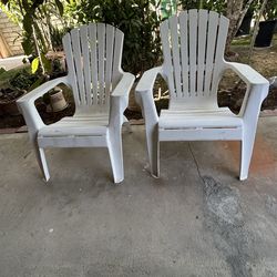wooden pool chairs
