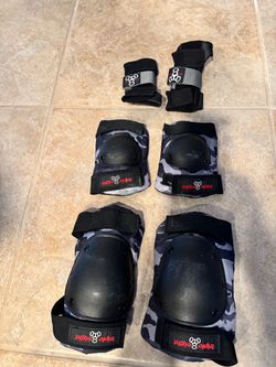 Triple Eight Protective Gear Set – $25