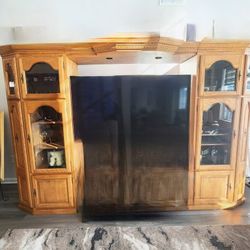 Entertainment Center Free!!!