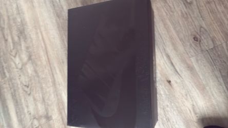 Black Travis Scott’s brand new never worn comes with box  size 9