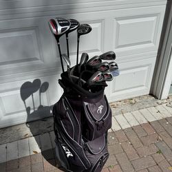 Left handed Men’s Callaway big Bertha Top Flite golf club set.  Complete set with golf bag
