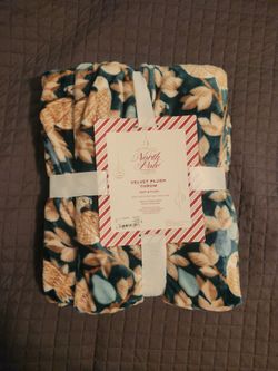 North Pole Trading Co Velvet Plush Throw