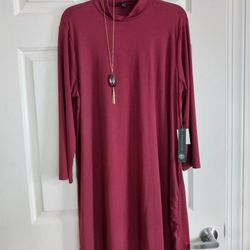 Women's Dress With Necklace