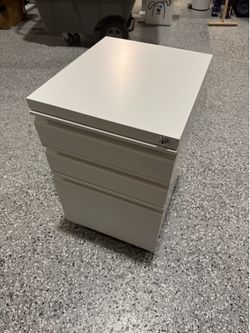 Small drawer cabinet for office supplies and files