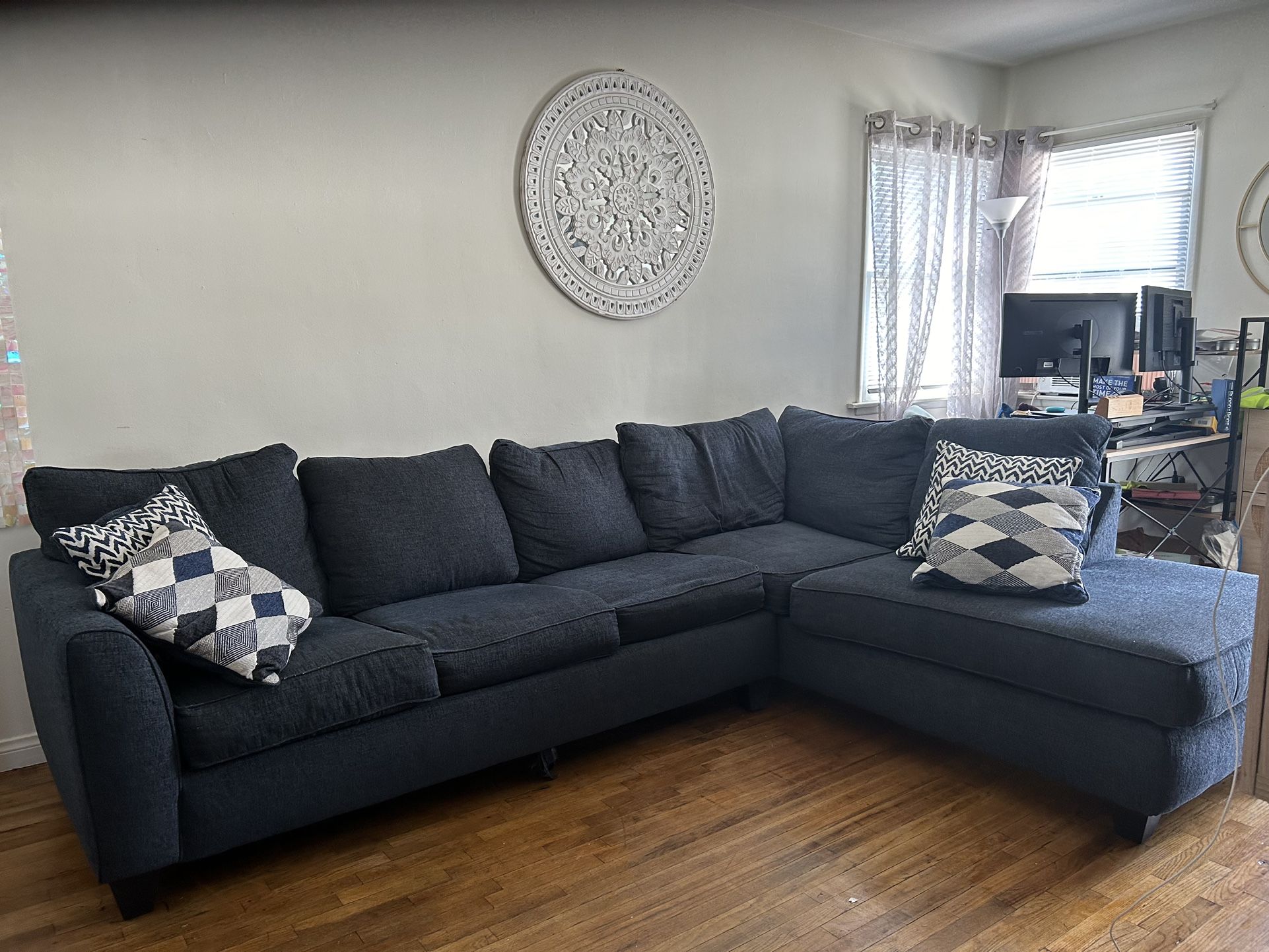 3 Seater Left Arm Chaise With Sleeper Sectional