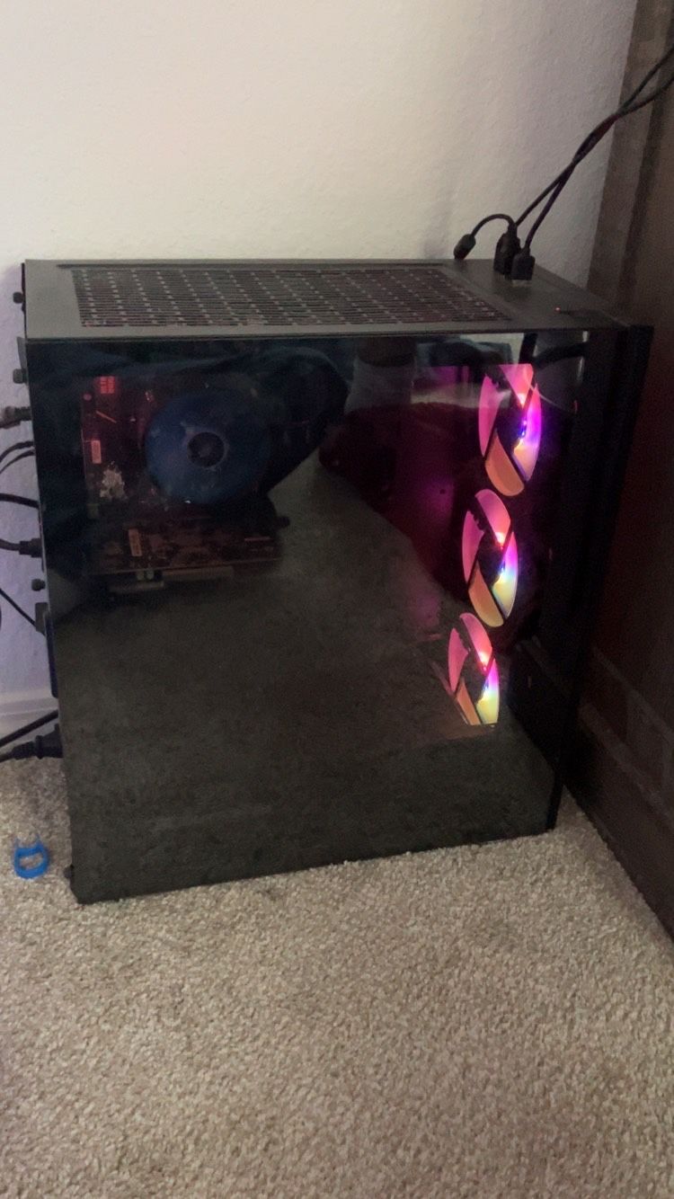 Gaming Pc With Set Up