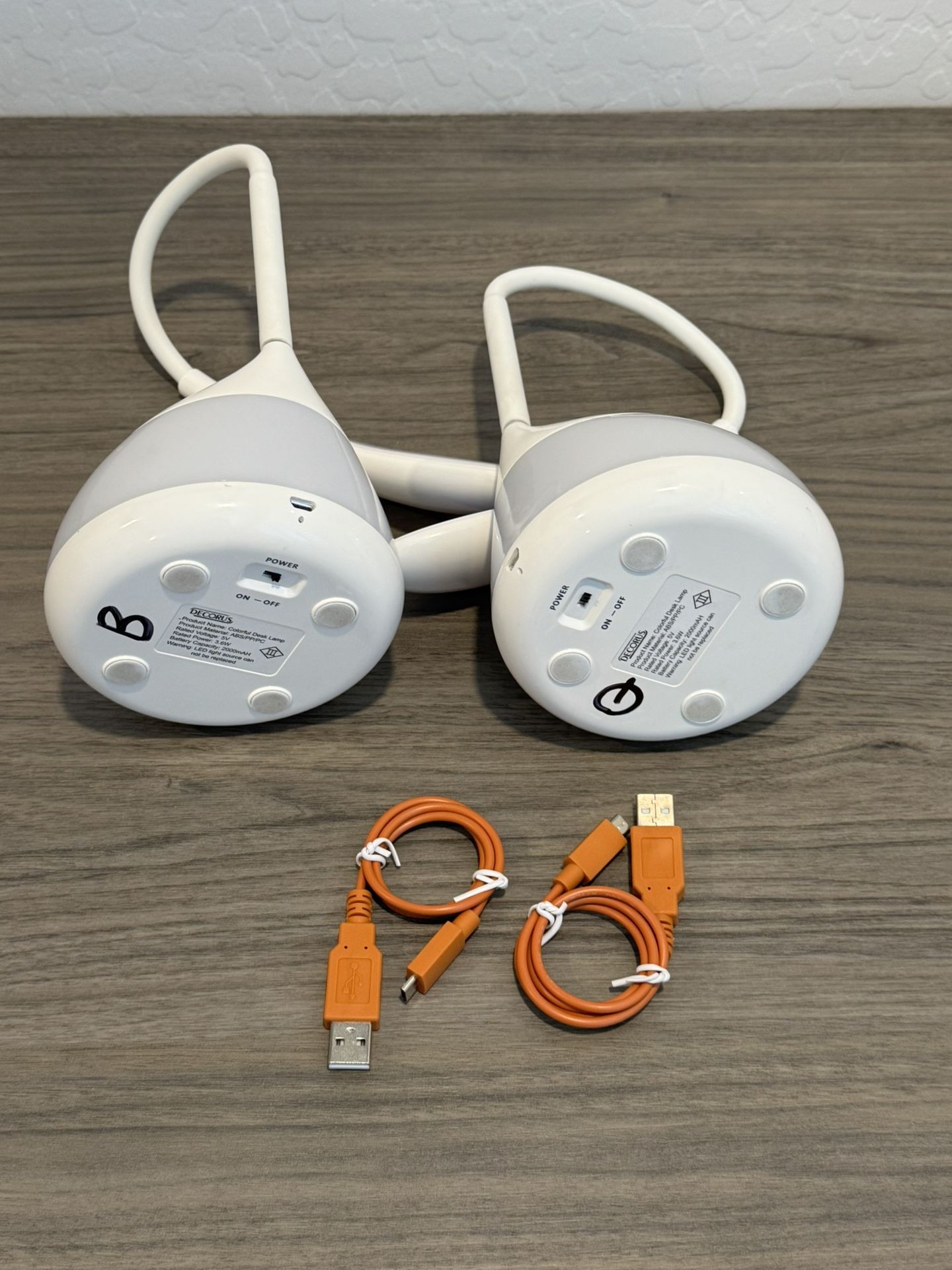 Desk Lamps (2)