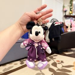 Tokyo Disney Mickey 2026 Cherry Blossom Kimono Keychain