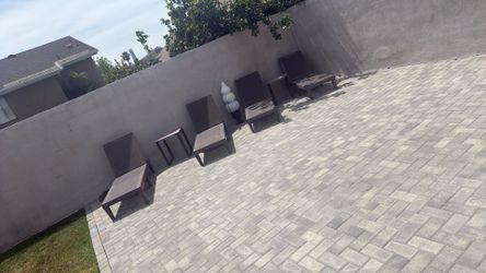 Pool Lounge Chairs