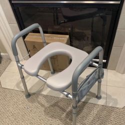 New Raised Toilet Seat Riser By Agrish  with Handles