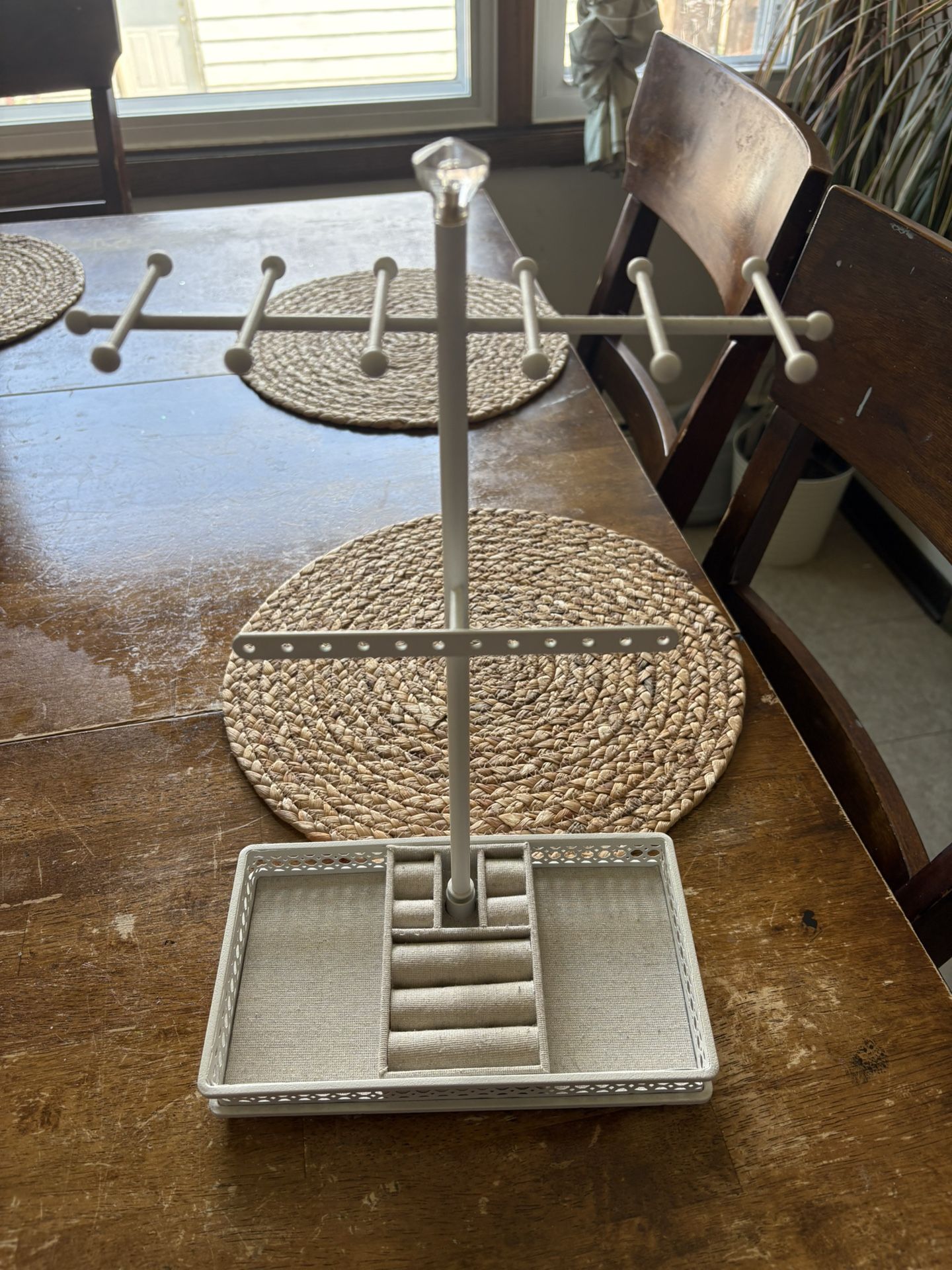 White Jewelry Organizer Stand