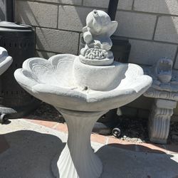 New Fountain Made Out Of Cement Perfect Gift 