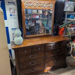 Her 10 Drawer Large Dresser With Mirror 