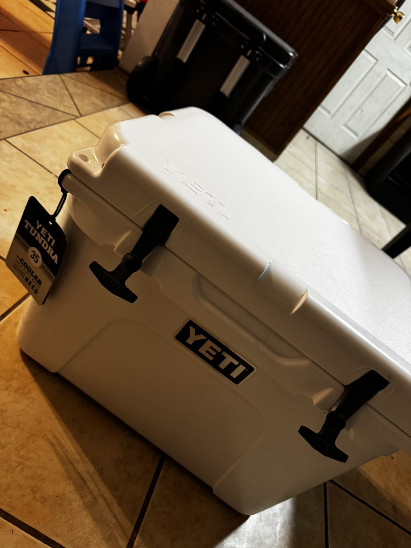 Yeti Cooler 35 White