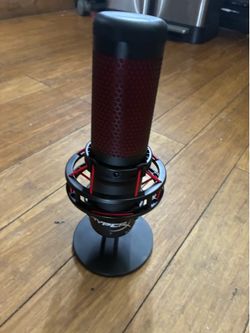 HyperX QuadCast USB Condenser Microphone Red/Black w/ Shock Mount Description: HyperX QuadCast USB mic with the built-in shock mount.