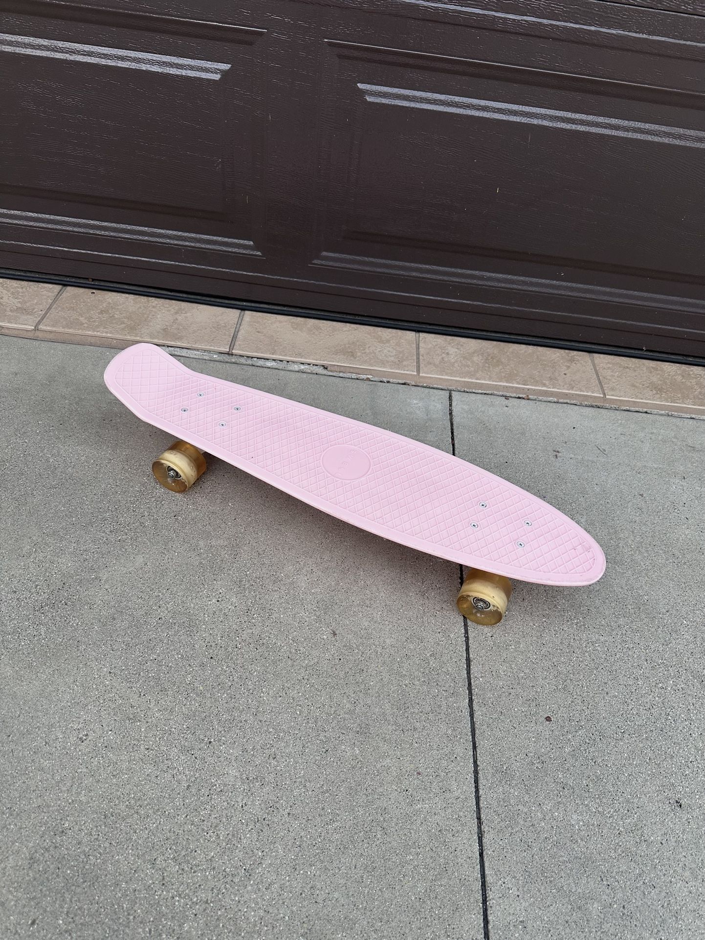 Swell Skateboard 🛹