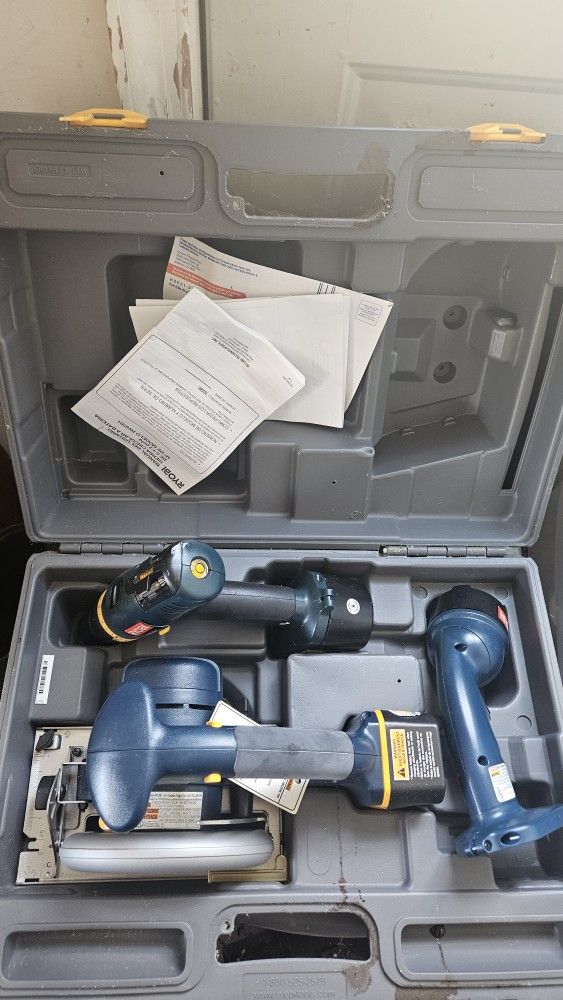 Ryobi 14.4 Volt Set