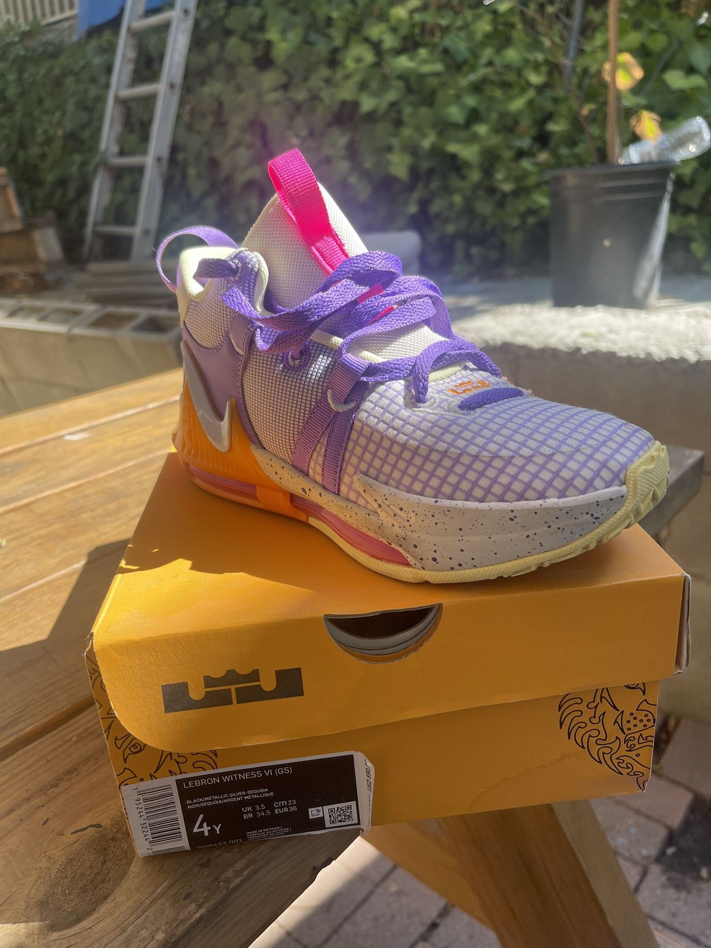 Basketball Shoes