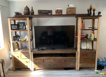Tv stand