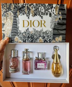 Mis Dior box set
