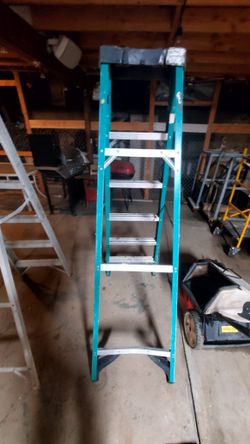 Escalera fibra de vidrio 6 ft