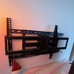 Tv Wall Mount Good Condition Size And Brand Unknown 
