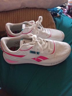 Reebok Sneakers