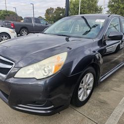 2010 Subaru Legacy  Premium 