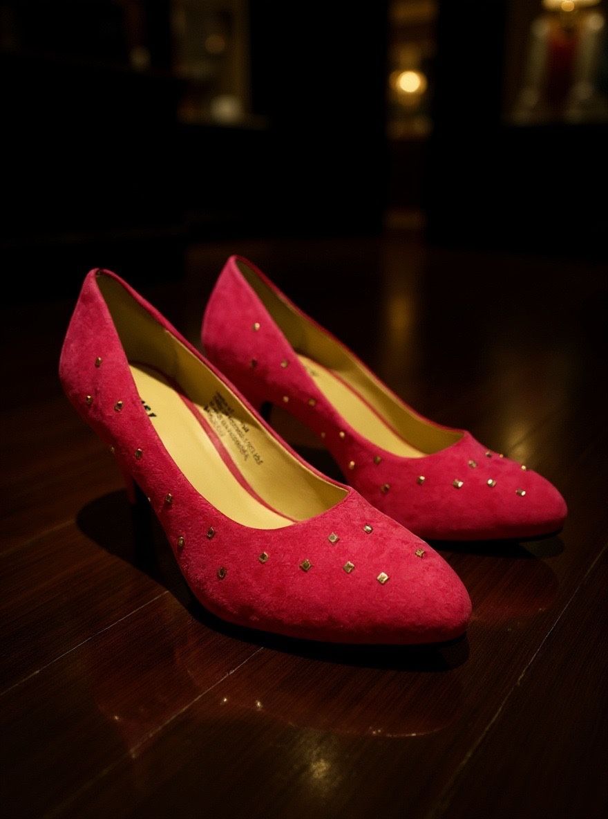 Brand New Pink Suede Pumps With Rhinestones
