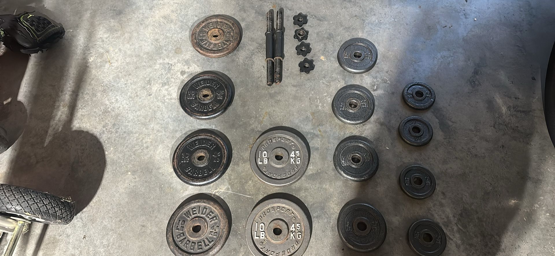 Adjustable Dumbbells And Weights