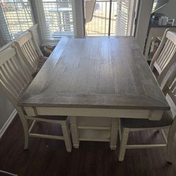 Table and 4 chairs