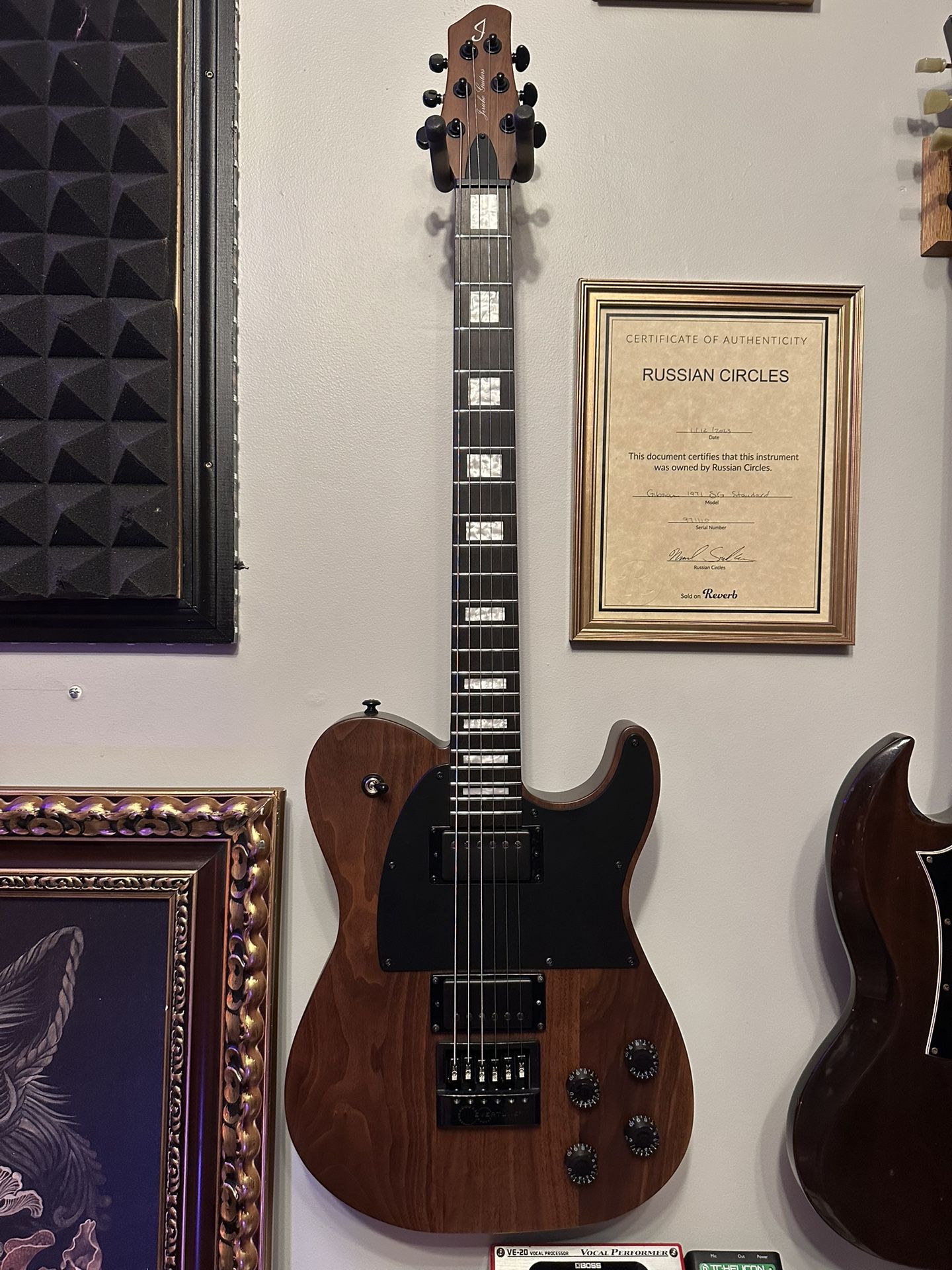 Jericho Walnut Evertune 6 String Guitar
