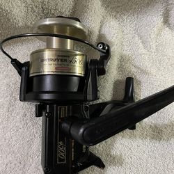 Shimano Baitrunner fishing reel