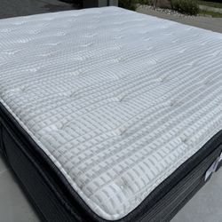Beauty Rest Silver Hybrid King Mattress with Box Springs