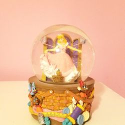 Disney Princess Music Globe