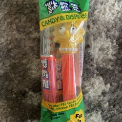 Simpsons Pez Dispenser - Lisa Simpson