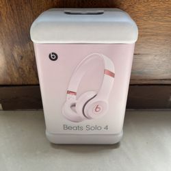 NEW Beats Solo 4 Cloud Pink, Wireless Bluetooth On Ear Headphones, Beats By Dre !