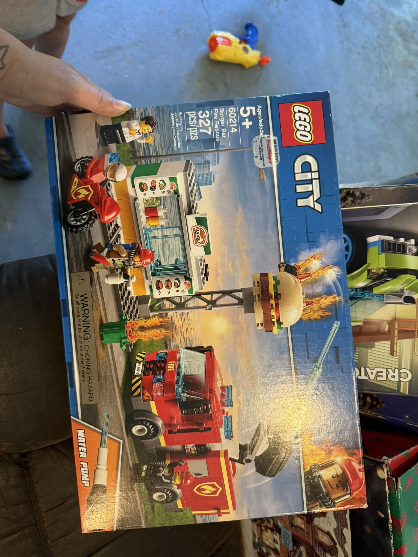 Burger Bar And Fire Rescue LEGO Set