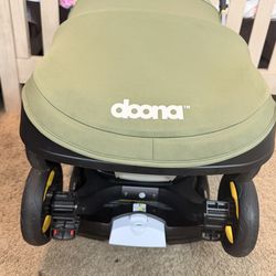 Doona Car Seat And Stroller With Base