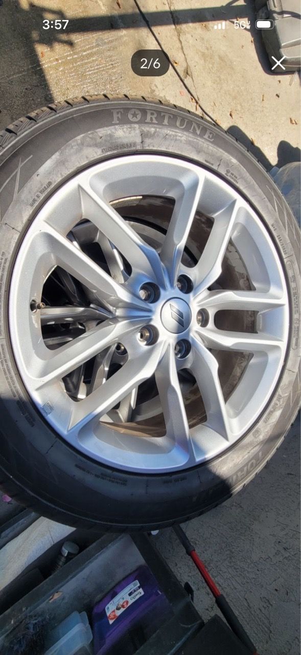 Ups Wheel Dodge Durango wheels and tires for Sale in Grand Terrace, CA - OfferUp