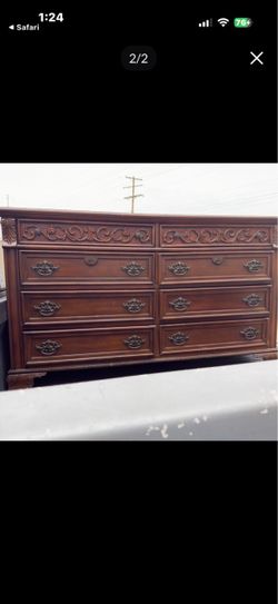 ❤️BEAUTIFUL SOLID WOOD DRESSER/8 DRAWER WITH MIRROR 52.5” x 18” x 36” ❤️