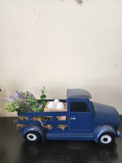 Rustic Farmhouse Metal Truck Decor 
