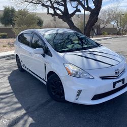 2013 Toyota Prius V